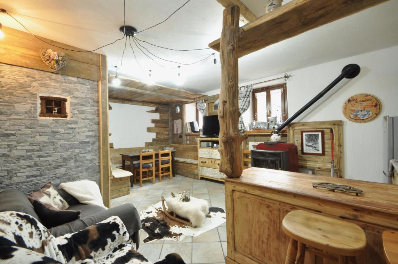 Magnifica Tavernetta Di La Thuile Dış mekan fotoğraf